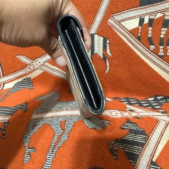 BURBERRY ❤️🌟HOUSE CHECK ENVELOPE WALLET ⭐️ - Picture 4 of 10